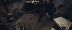 10Dec/harry/HP7_MPC_naginiattacks