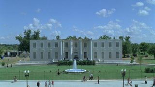 Original plate - the extent of the White House built in Louisiana.