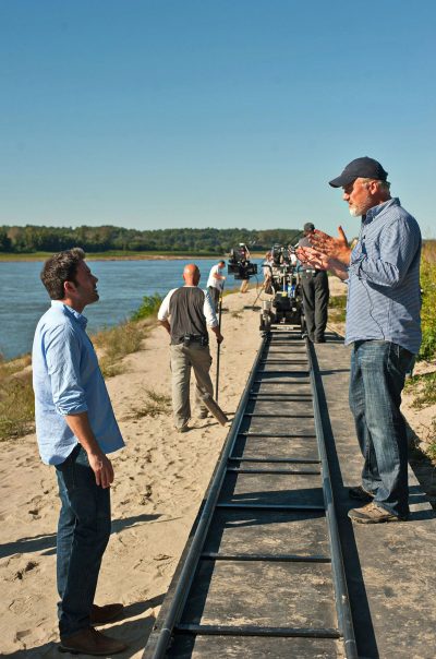 Ben Affleck and director David Fincher on set.