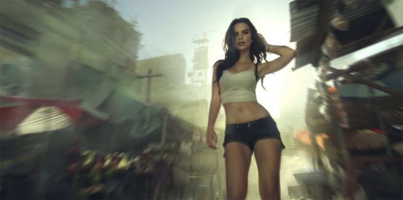 Emily Ratajkowski plays the imaginary woman.